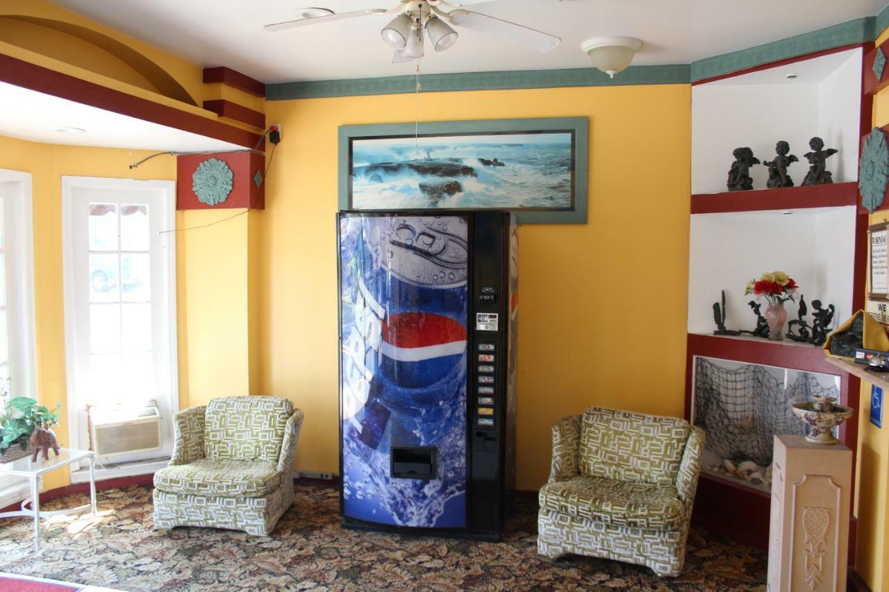 Oceanside Inn & Suites Екстериор снимка